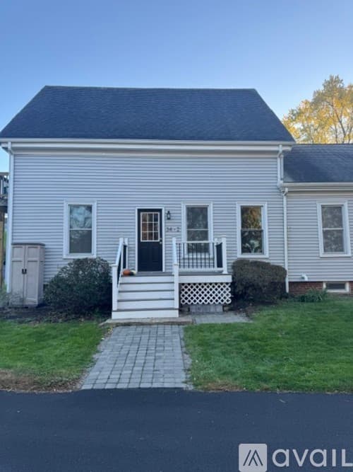 Haverhill Apartment: 34 Maynard Ave