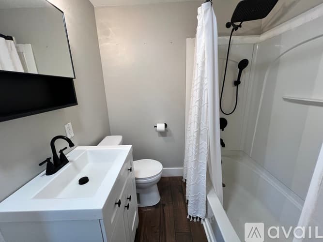 Haverhill Apartment: 34 Maynard Ave