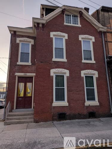 Lebanon Apartment: 501 North 8th Street
