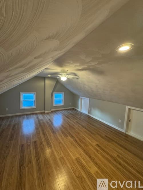 Haverhill Apartment: 34 Maynard Ave