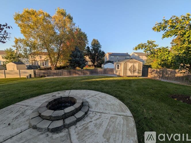 North Aurora House: 707 Thompson Avenue