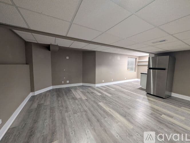 North Aurora House: 707 Thompson Avenue