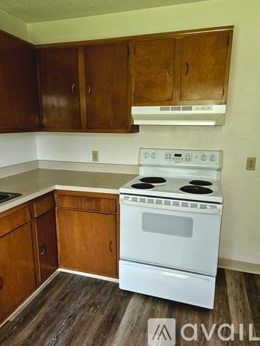 Cambridge Springs Apartment: 430 Spring Street