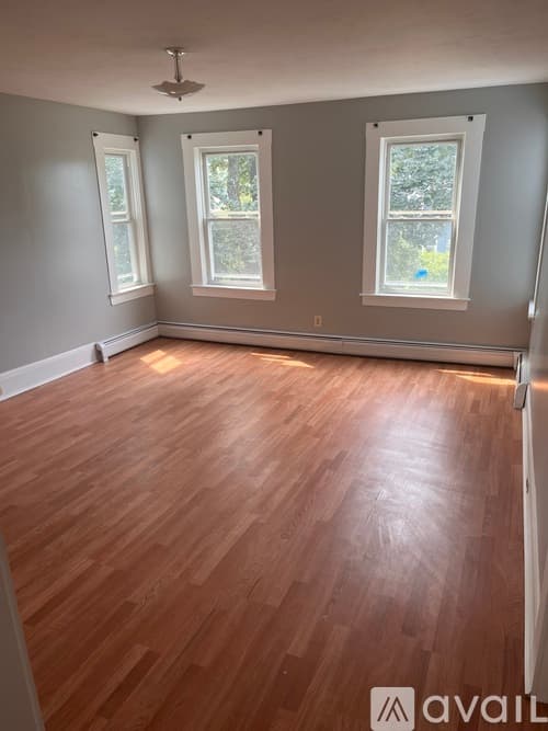 Taunton Apartment: 74 Linden Street