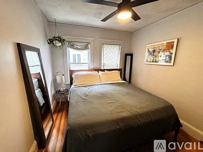 Somerville Condo: 24 Teele Ave