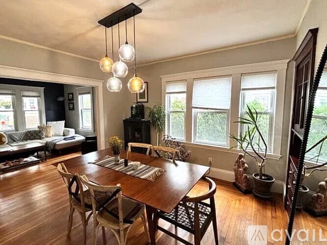 Somerville Condo: 24 Teele Ave