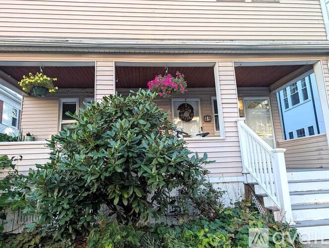 Somerville Condo: 24 Teele Ave