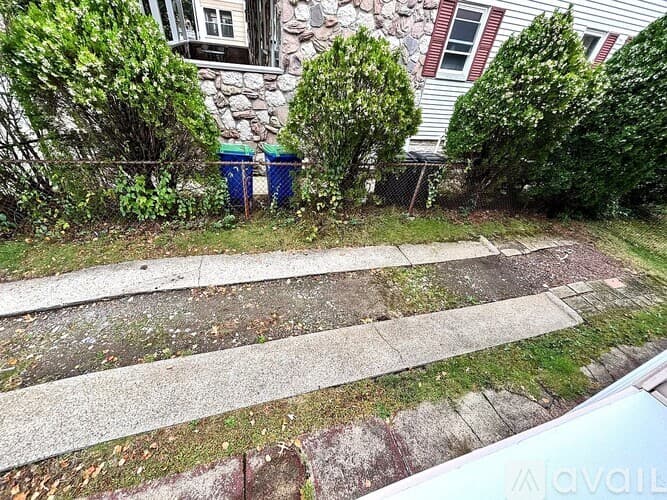 Somerville Condo: 24 Teele Ave