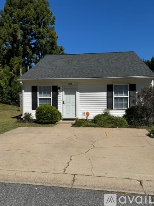 Spartanburg House: 505 Campsen Villa Court