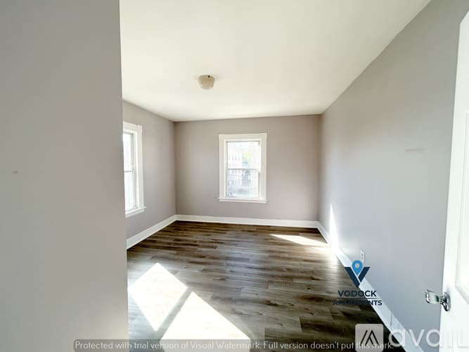 New Britain Apartment: 67 Booth St