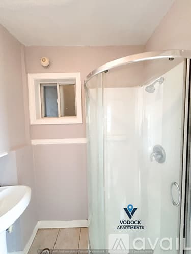New Britain Apartment: 67 Booth St