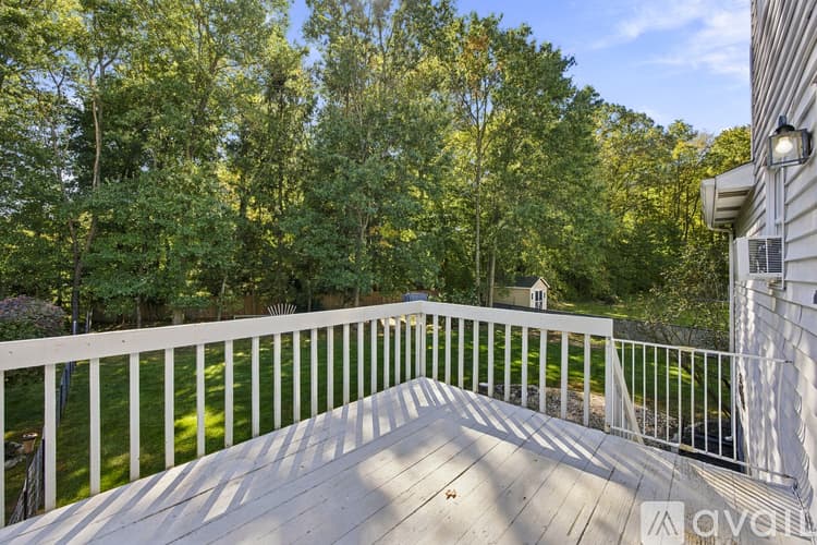 Southington Townhome: 62 Longo Drive