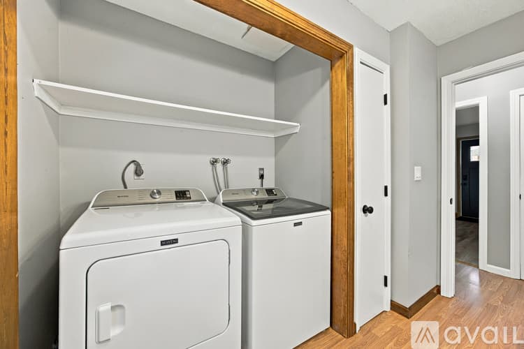 Southington Townhome: 62 Longo Drive