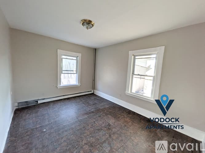 New Britain Apartment: 156 Washington Street
