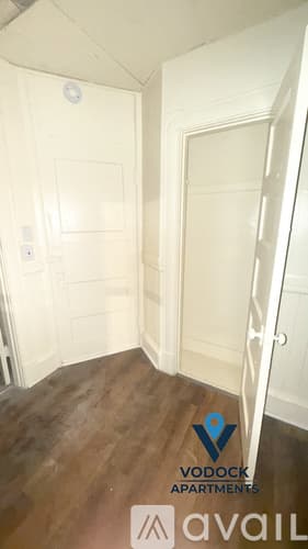 Holyoke Apartment: 43 Mosher St