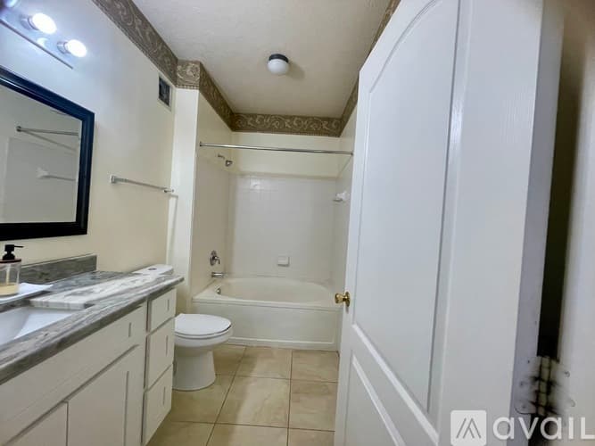 Tampa Condo: 17910 Villa Creek Drive