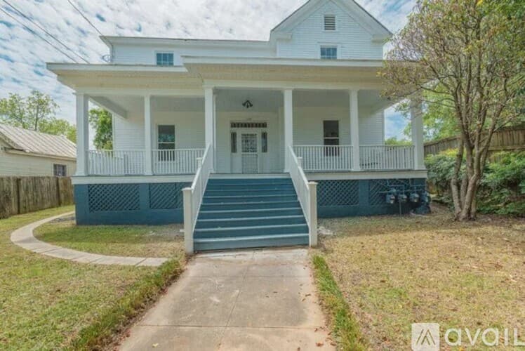 Augusta Apartment: 2158 Broad Street