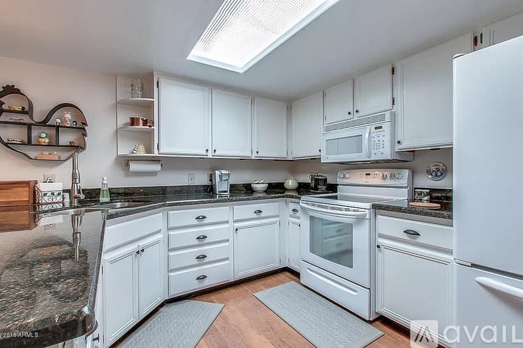 Phoenix House: 2531 E Bluefield Ave