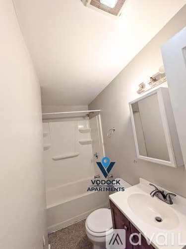 Springfield Apartment: 529 Union St