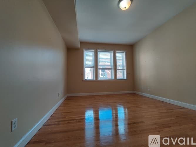 Brookline Apartment: 49 St Marys St
