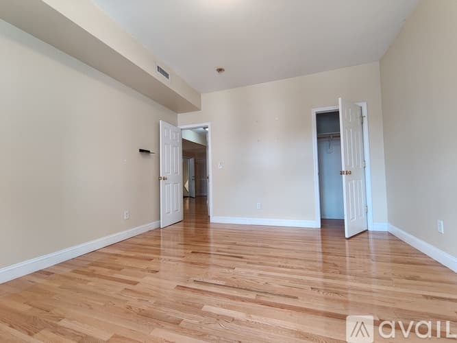 Brookline Apartment: 49 St Marys St