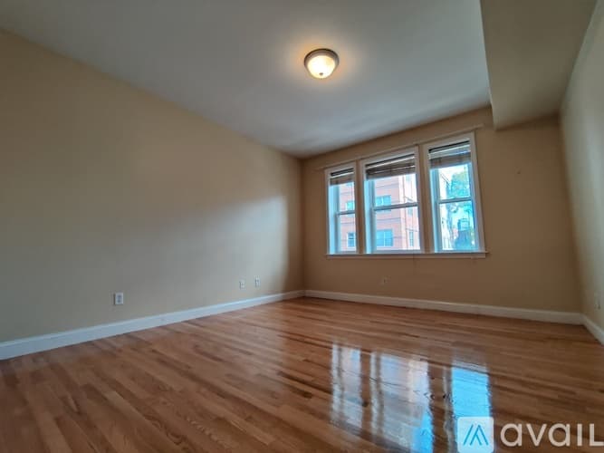Brookline Apartment: 49 St Marys St