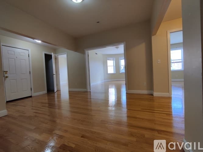Brookline Apartment: 49 St Marys St