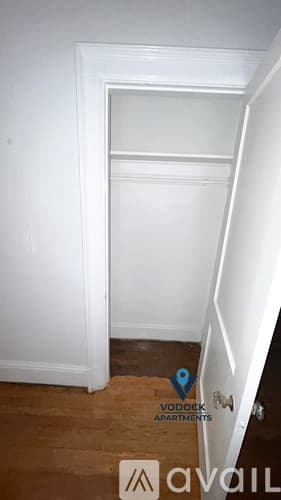 New London Apartment: 43 Granite St
