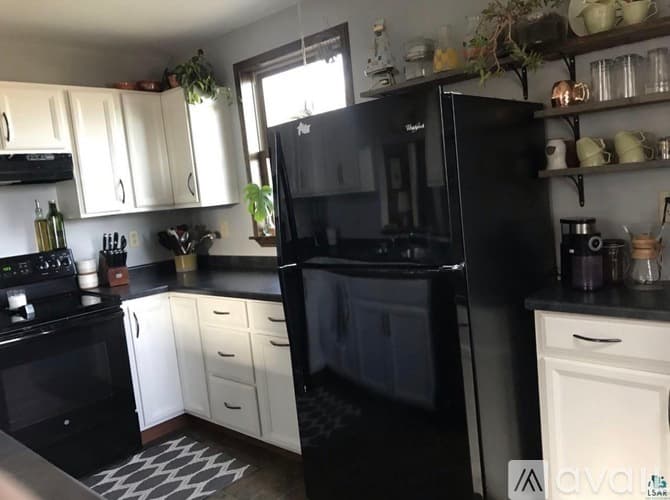 Duluth House: 5128 Glendale Street