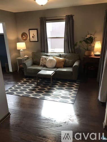 Duluth House: 5128 Glendale Street