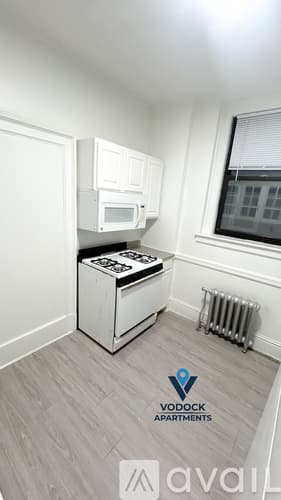 New London Apartment: 43 Granite St