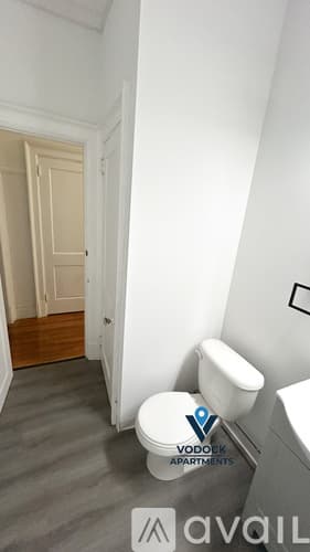 New London Apartment: 43 Granite St