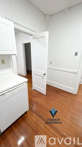 New London Apartment: 43 Granite St