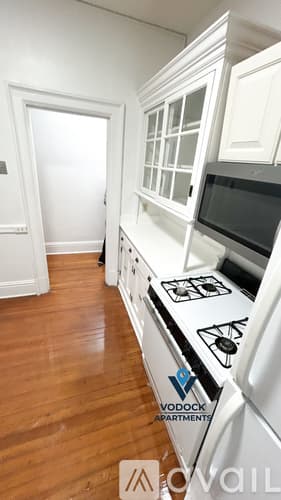 New London Apartment: 43 Granite St