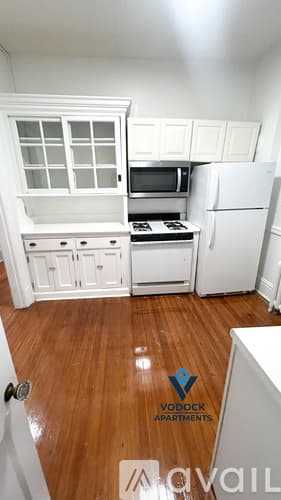 New London Apartment: 43 Granite St