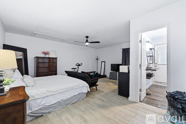 San Antonio House: 5279 Charolais Dr