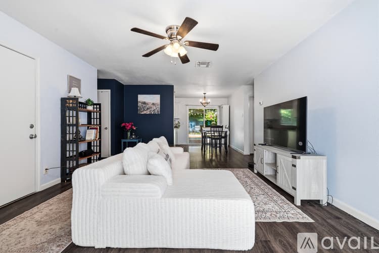 San Antonio House: 5279 Charolais Dr