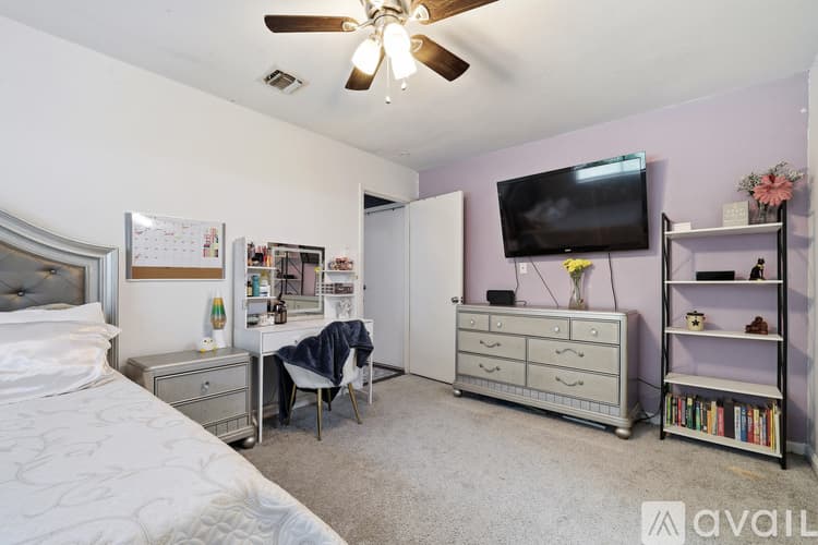San Antonio House: 5279 Charolais Dr