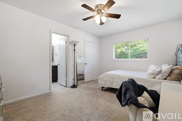 San Antonio House: 5279 Charolais Dr