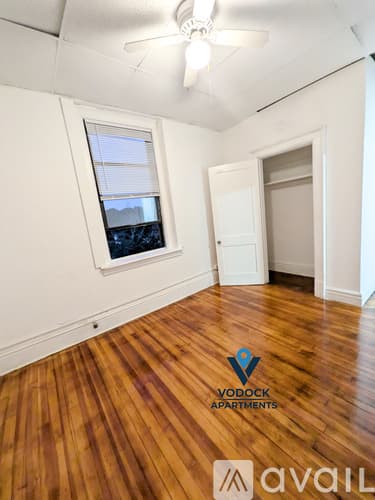 New London Apartment: 43 Granite St