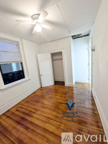 New London Apartment: 43 Granite St
