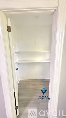 Hartford Apartment: 14 Hillside Ave