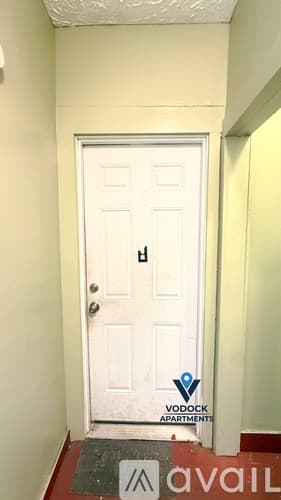 Hartford Apartment: 14 Hillside Ave