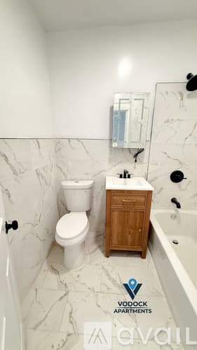 Hartford Apartment: 14 Hillside Ave