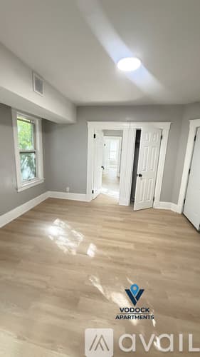 Hartford Apartment: 14 Hillside Ave