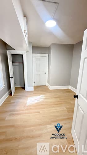 Hartford Apartment: 14 Hillside Ave