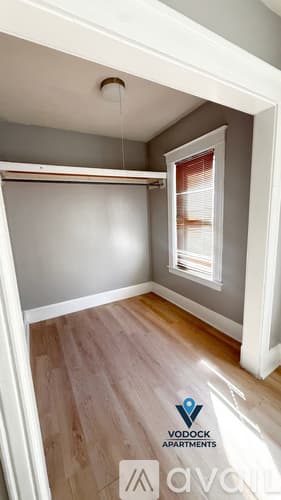 Hartford Apartment: 14 Hillside Ave