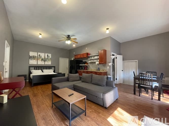 Atlanta House: 755 Berkeley Ave NW
