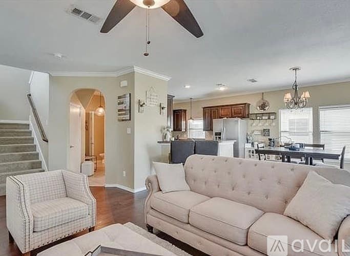 Fort Worth House: 6904 Legato Lane