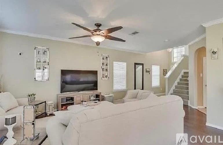Fort Worth House: 6904 Legato Lane
